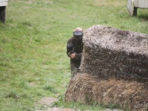 ua110723paintbal020.JPG